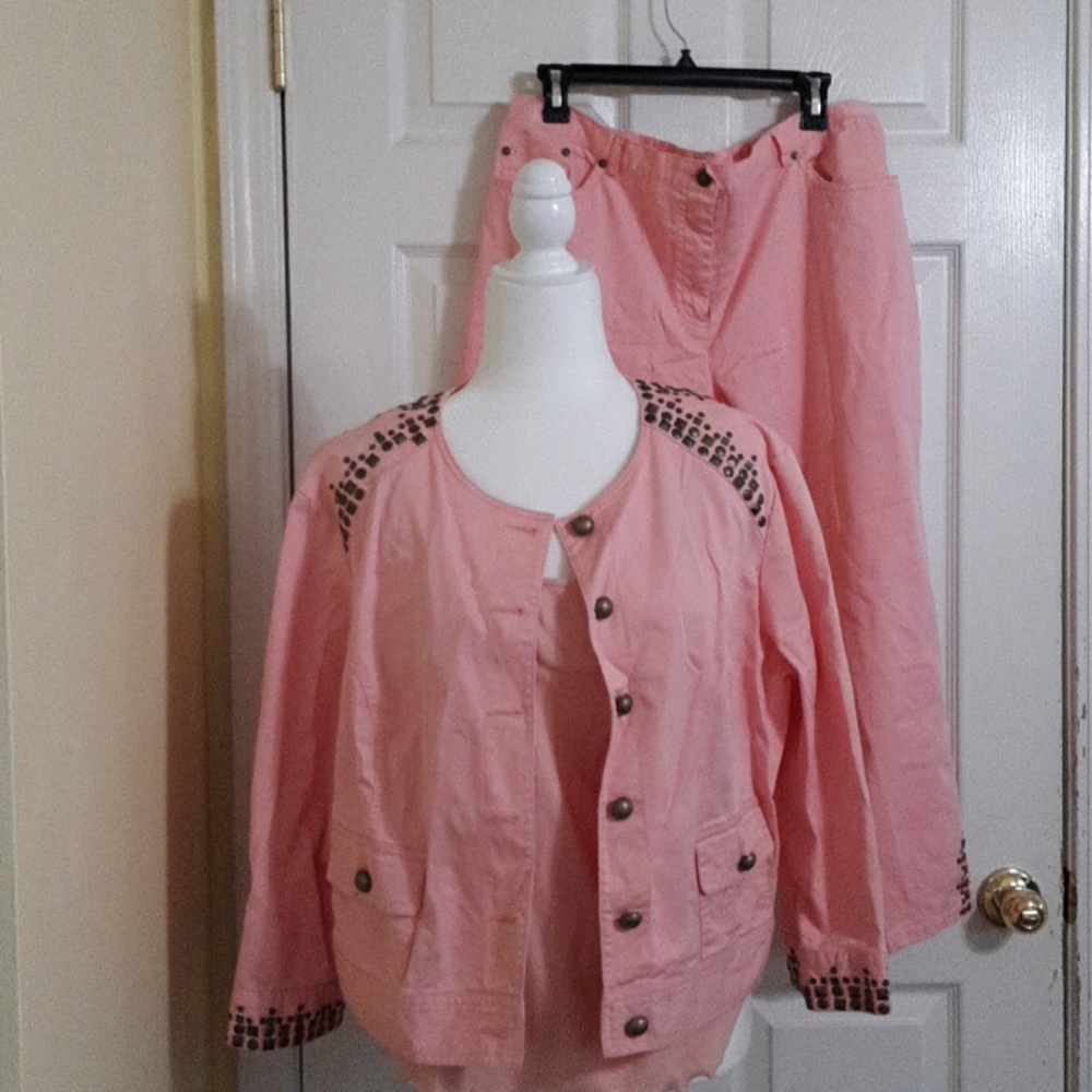 Ruby Rd  size 16 suit . Jacket  and pants are 16.
